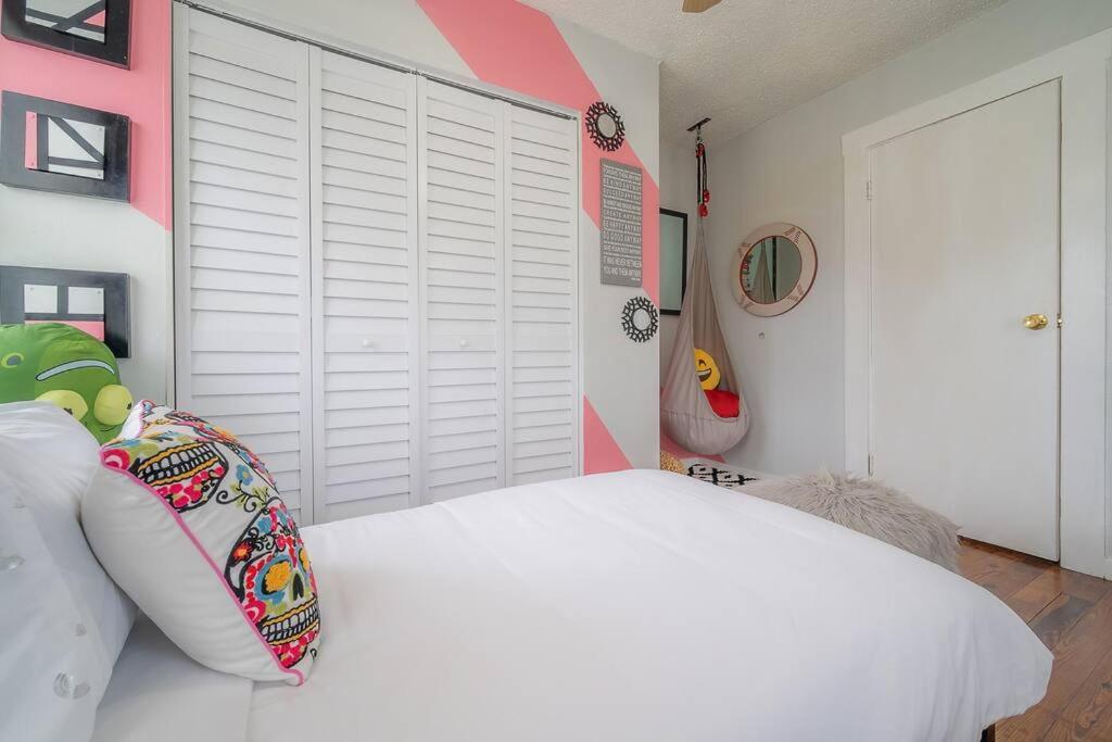 Villa Vibing In The Heights/Breweries/Food/Petfriendly à Tampa Extérieur photo